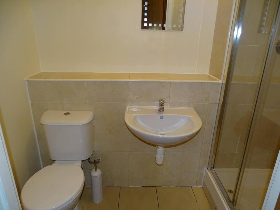 2 Bed Apartment In City Centre Dublin Exterior photo